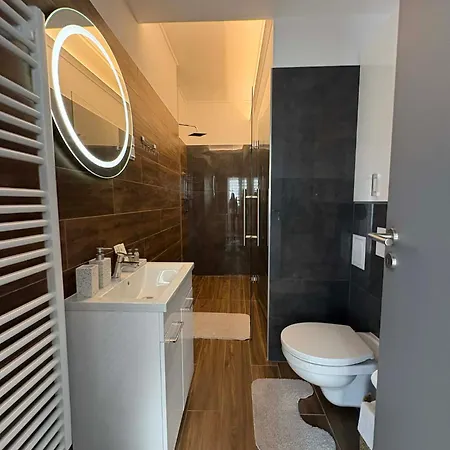 H&h Apartment *